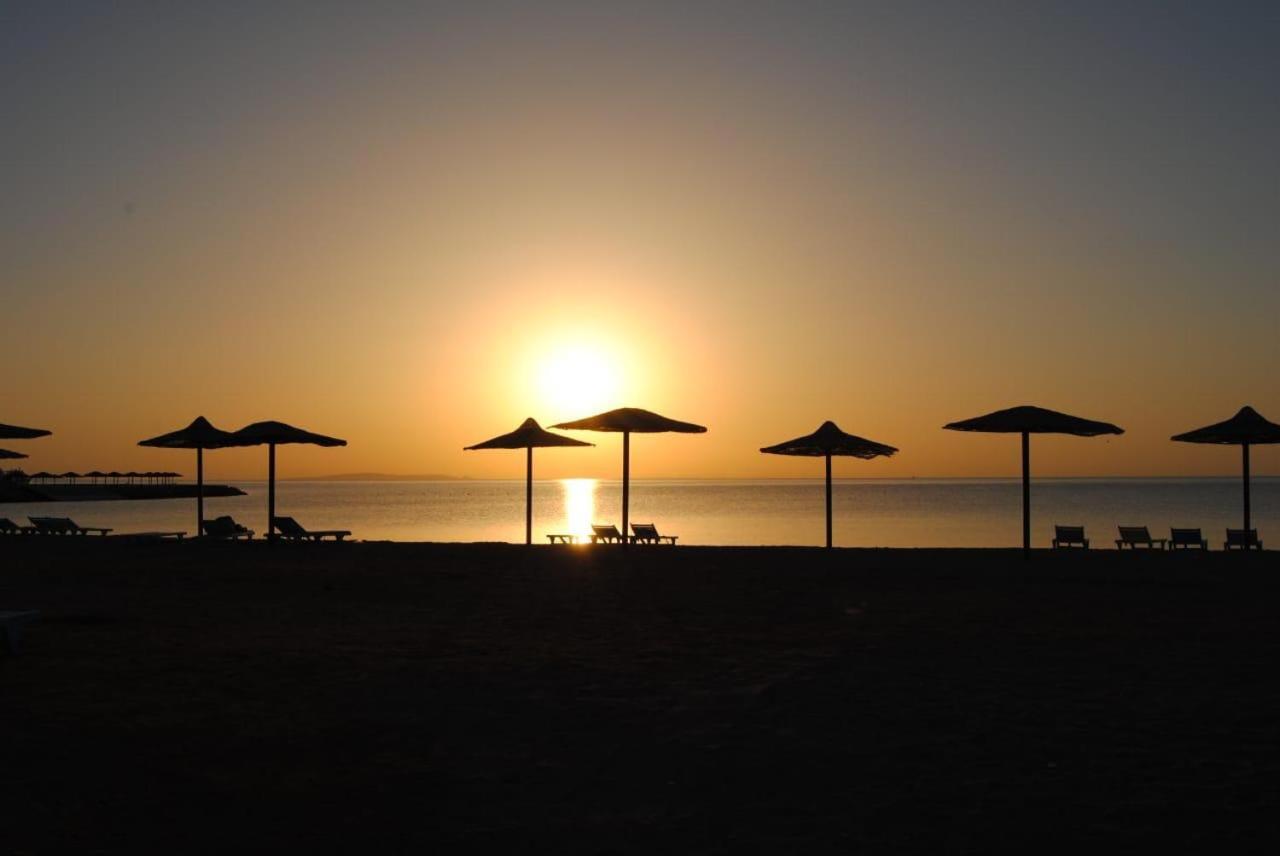 Aparthotel Cecelia Hurghada Esterno foto